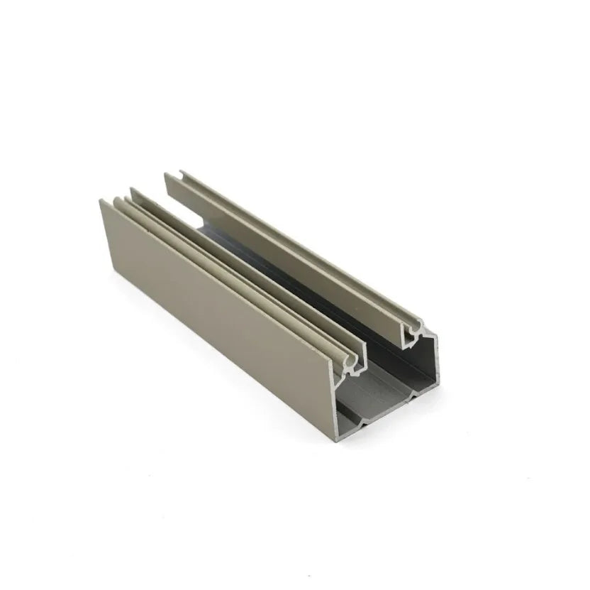 ACCORDION CEILING HEADER W / S.B. @ 20' - Ivory image