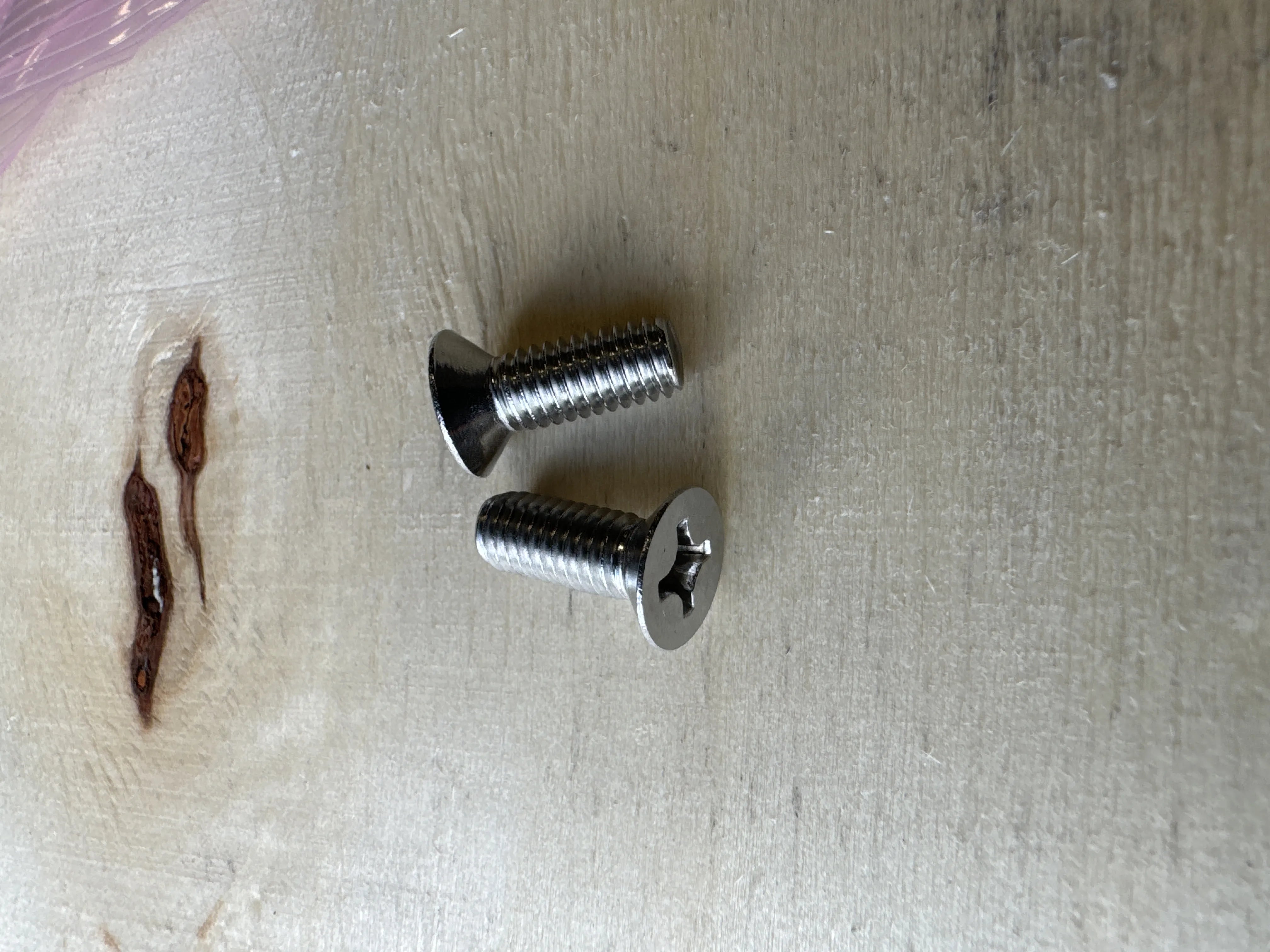 #6 X 5/8 PHIL FLAT SMS 18-8 STAINLESS 823416 (100NM MOTOR) image 0